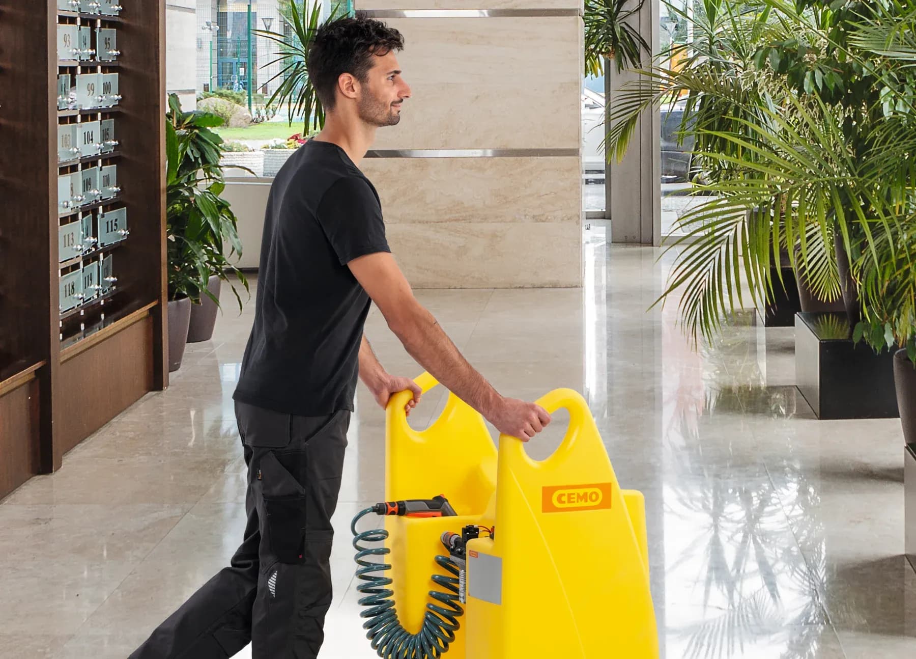 Carrello di trasferimento Aqua con pompa da 12 V e batteria CAS 4