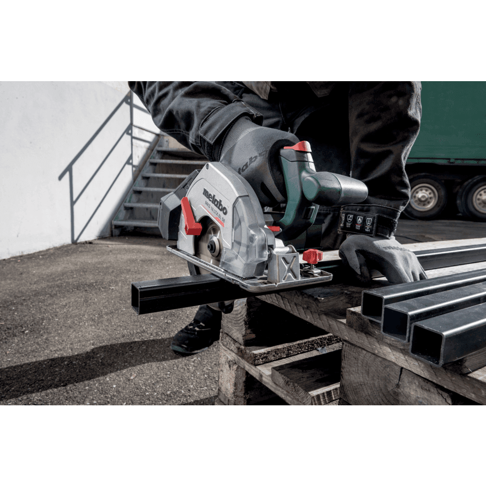 MKS 18 LTX BL 58 (600773840) Scie circulaire portative sans fil 3