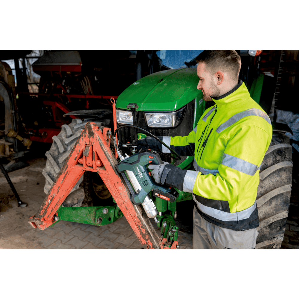 FP 18 LTX (600789850) Pompe à graisse sans fil 2