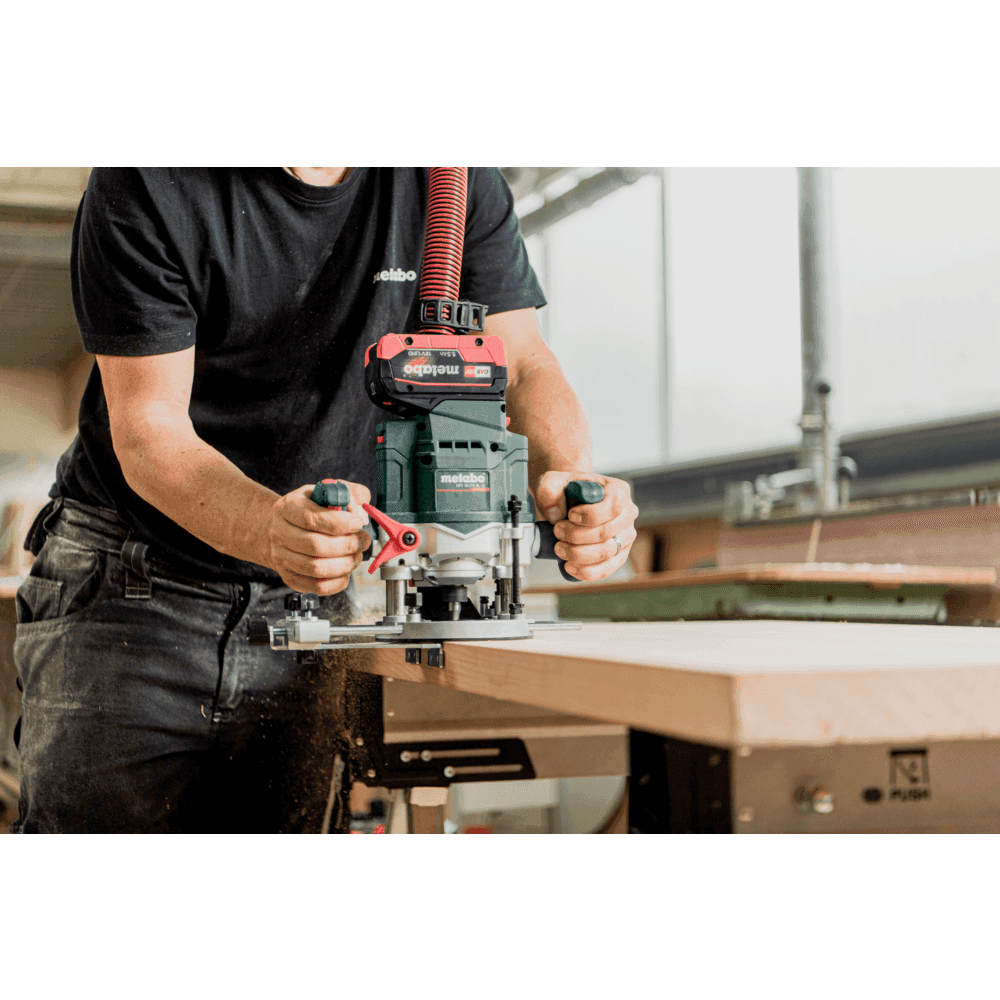 OFV 18 LTX BL 12 (601743660) Cordless router 3