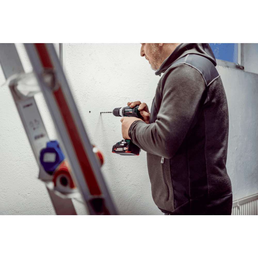 SB 18 L BL (613157840) Perceuse à percussion sans fil 2